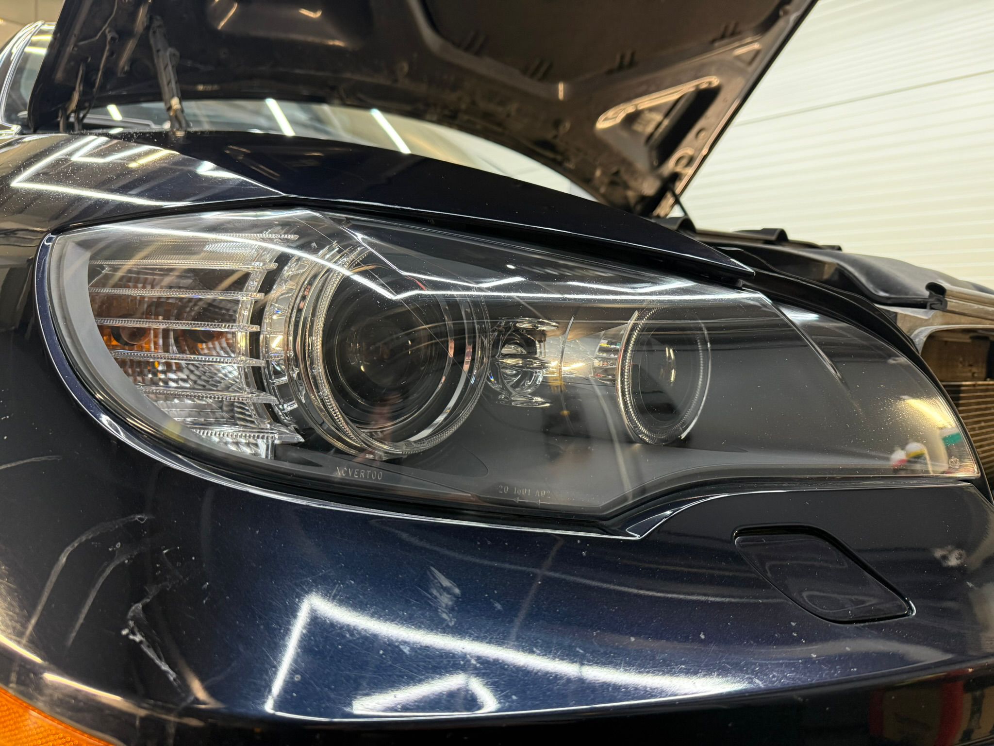 Пожелтевшие фары до полировки